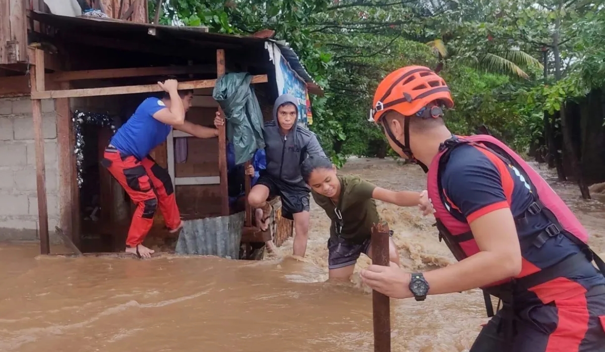 Philippines Flood Death Toll Rises, Search for Missing Continues